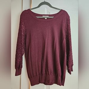 $5 bundled. Roz & Ali sweater with lace sleeves